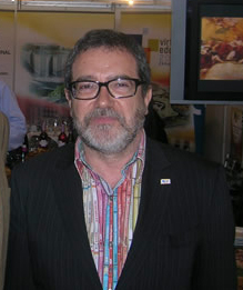 Lee más sobre el artículo Entrevista a Juanjo Vázquez, viceconsejero de Educación, Cultura y Deporte del Gobierno de Aragón