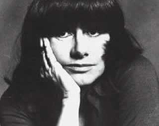 Lee más sobre el artículo De la escritura a la teoría.