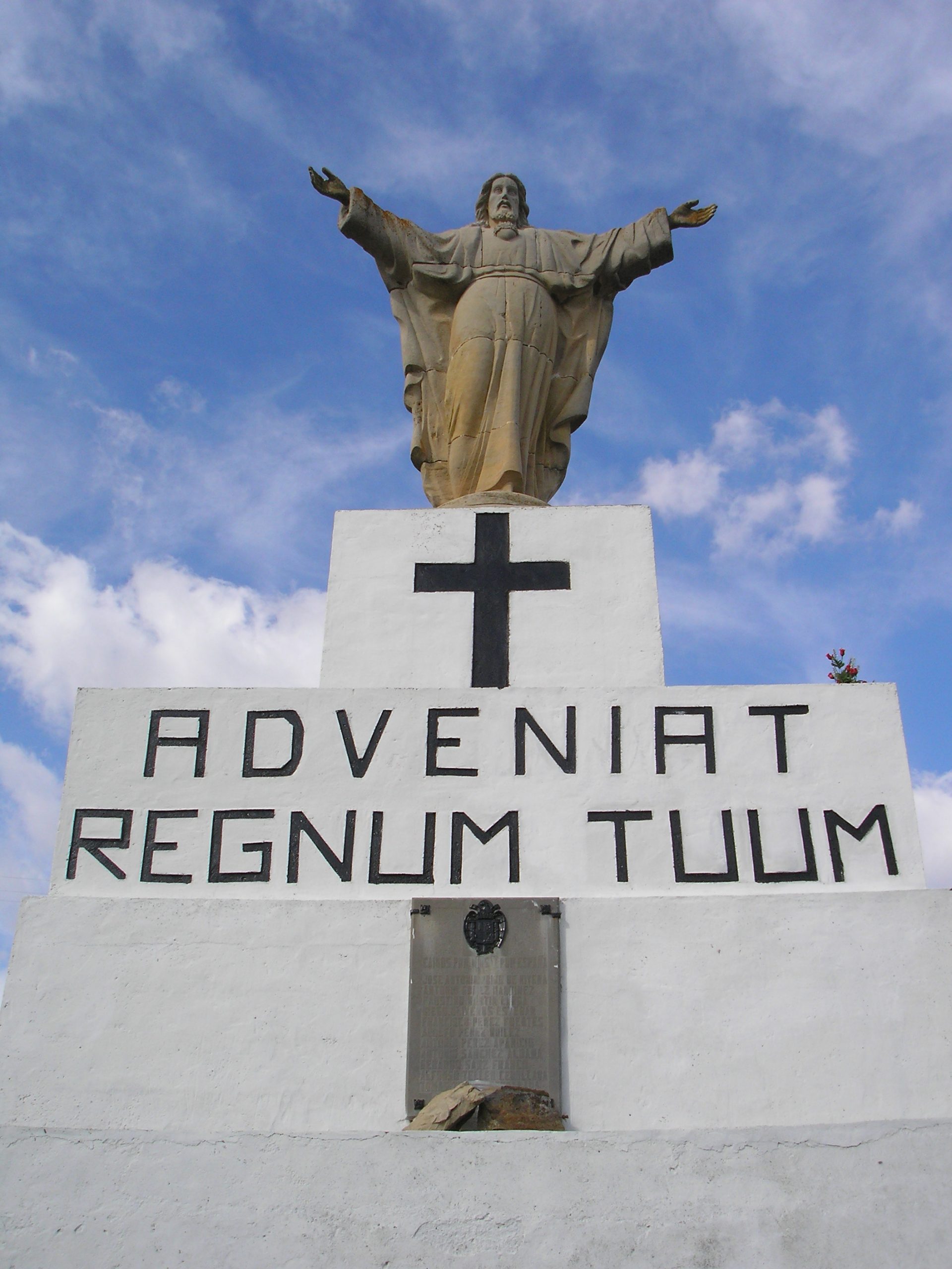 Lee más sobre el artículo Monumentalización de la memoria y colapso cultural, simbólico e iconográfico: