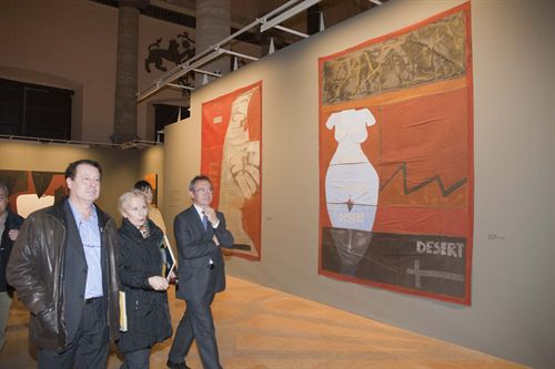 Lee más sobre el artículo El encanto de los coloridos y texturas de una gran muralista