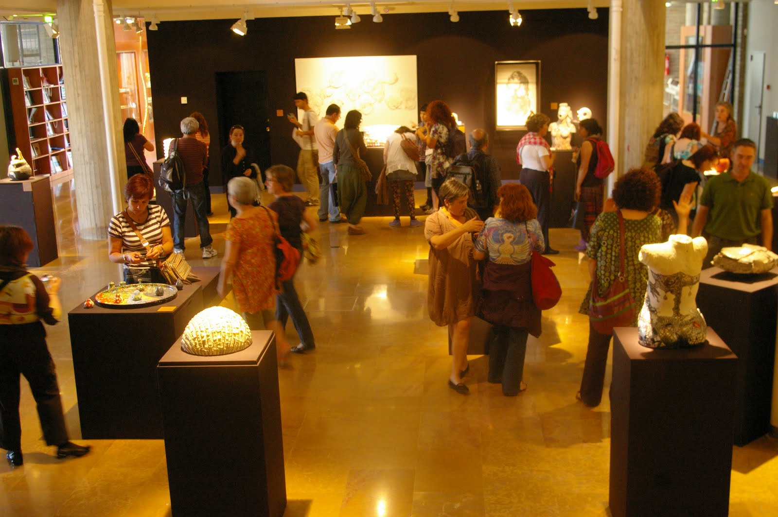 Lee más sobre el artículo Diez años de cerámica contemporánea