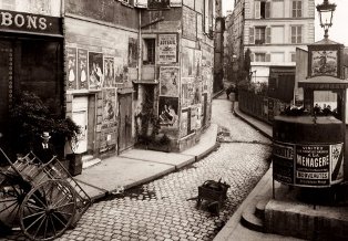 Lee más sobre el artículo La estética del marché aux puces o la reproducción en rebajas para obras únicas. El París de Atget