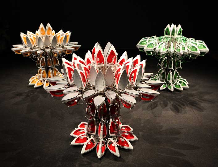 Lee más sobre el artículo Joana Vasconcelos: Mechanized Female Sexuality