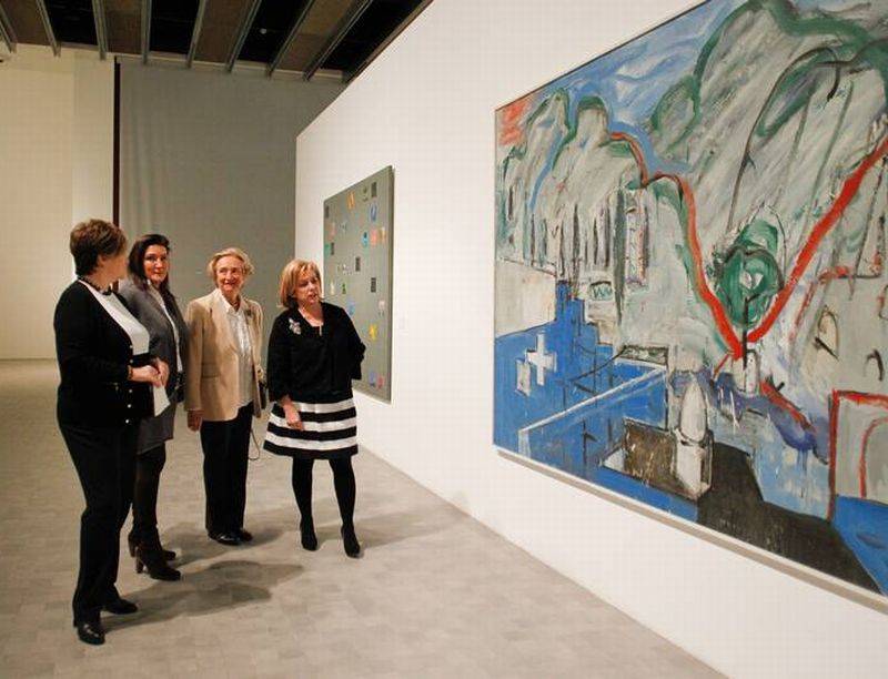 Lee más sobre el artículo Una muestra del hedonismo postmoderno en la colección Circa XX