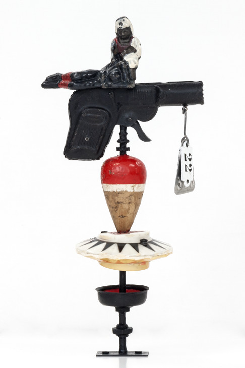 Lee más sobre el artículo Nacho Bolea: artefactos de colección