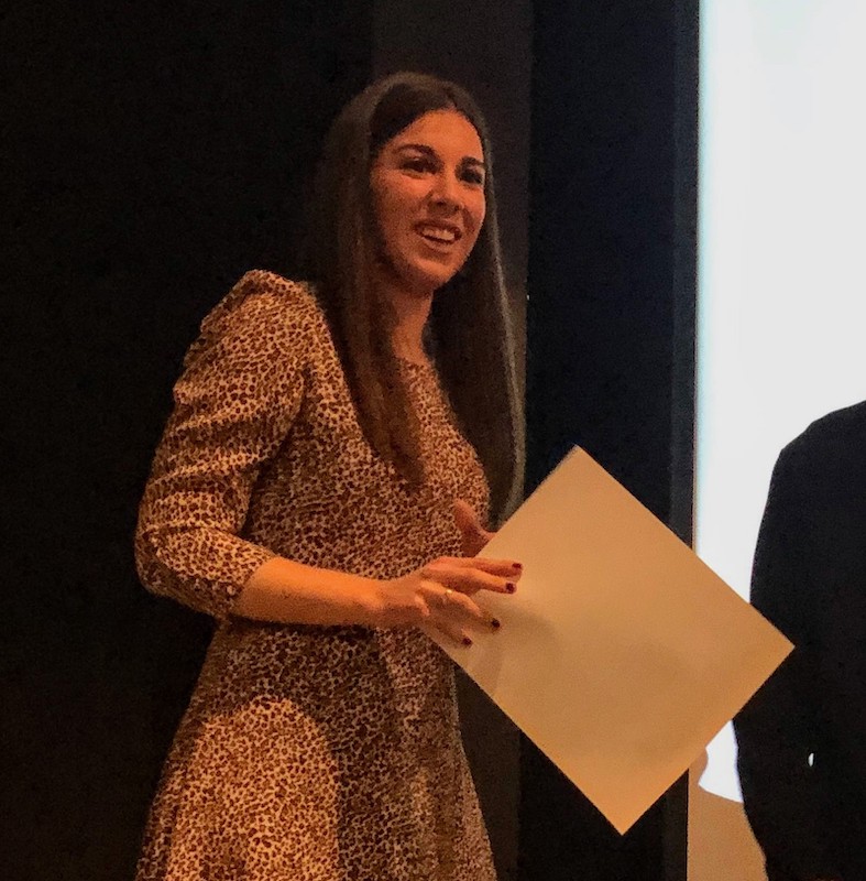 Lee más sobre el artículo Entrevista a Ana Asión por su libro El cambio ya está aquí. 50 películas para entender la Transición española, premio AACA 2019