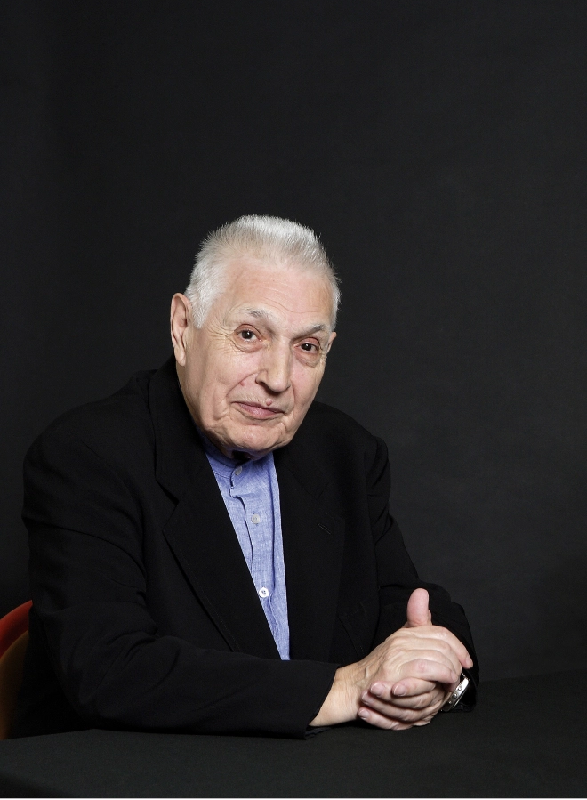 Lee más sobre el artículo Necrológica: Ángel Azpeitia Burgos