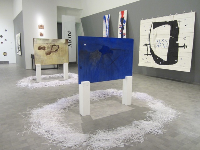 Lee más sobre el artículo Sinestesias. Tres cuartos de estar propios Pilar Catalán, Maribel Lorén, Pilar Moré