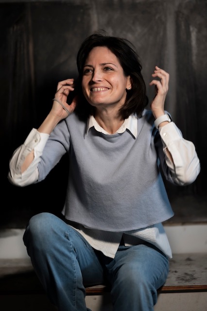 Lee más sobre el artículo Entrevista a Ana Revilla, comisaria de la exposición Estudio Cañada, 75 aniversario