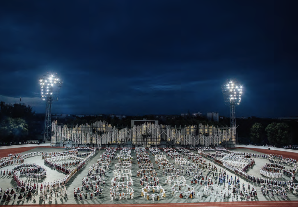Lee más sobre el artículo La danza en el espacio público de Riga y su relación con la identidad nacional letona