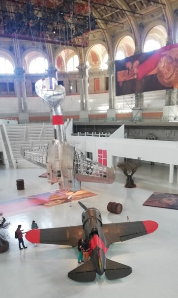 Lee más sobre el artículo Francesc Torres: Aeronàutica [vol] interior