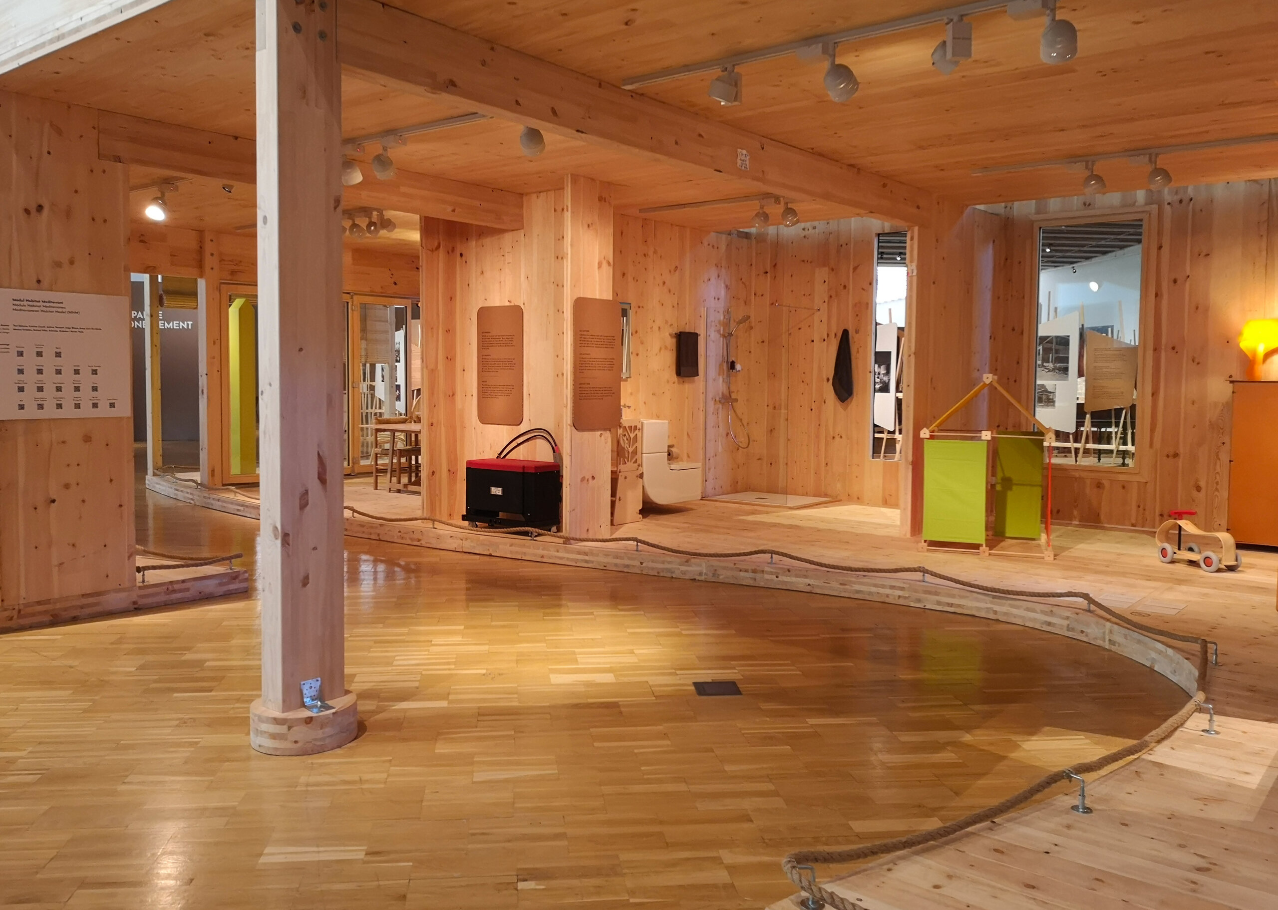 Lee más sobre el artículo Toquem fusta. Disseny, fusta i sostenibilitat